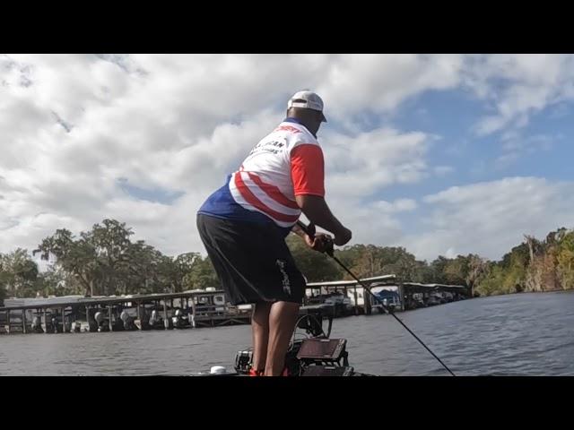 Using a Rattle Trap on Lake Griffin