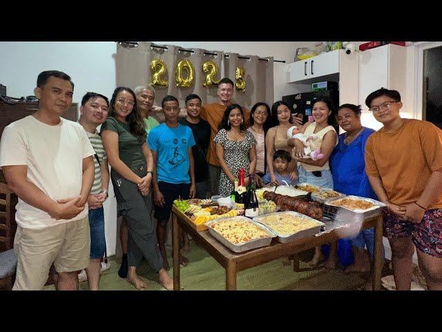 New Year Celebration at Unang Family bonding ng taon!