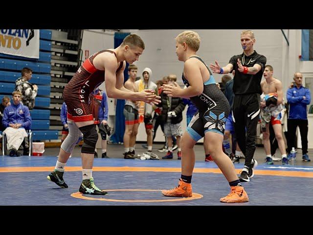 U13 Yehor Demchenko (UKR) vs Aron Lavrits (EST) 70kg. Greco-roman boys youth wrestling. B-cam-man