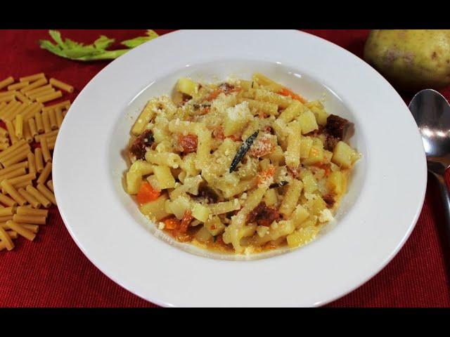 PASTA with POTATO from the South Italy. Sicilian man Franco will teach you how to cook real Italian.