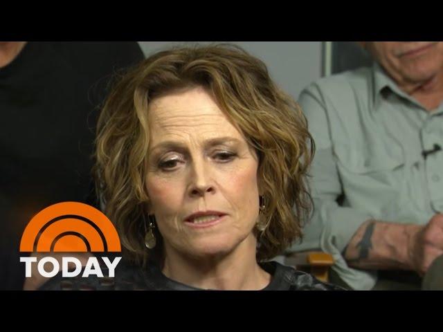 Sigourney Weaver And ‘Aliens’ Cast Reunite 30 Years Later | TODAY