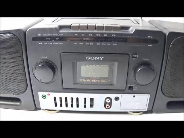 Sony CFS-1140 Boombox Graphic Equalizer Aux In Detachable Speakers