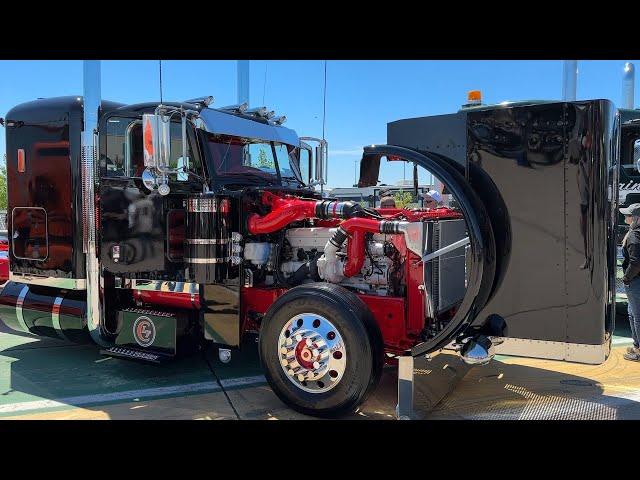 Amazing Customization - 2007 Peterbilt 379 Sleeper - Interior and Exterior Tour