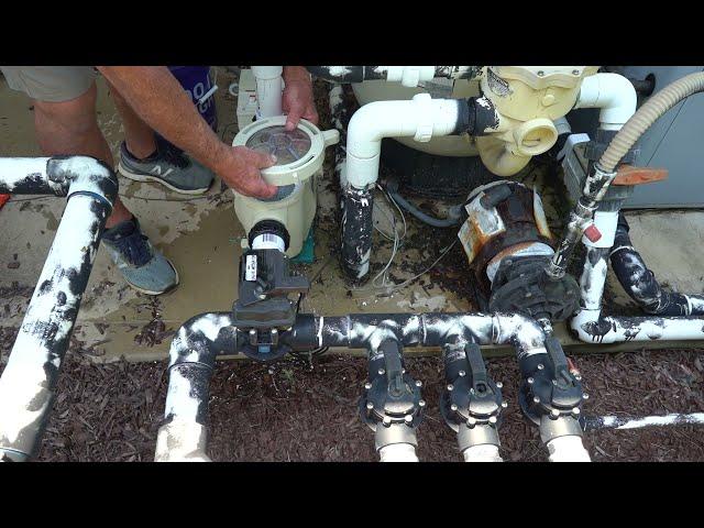 Cleaning / Emptying your pump basket and Re-Priming your Pump