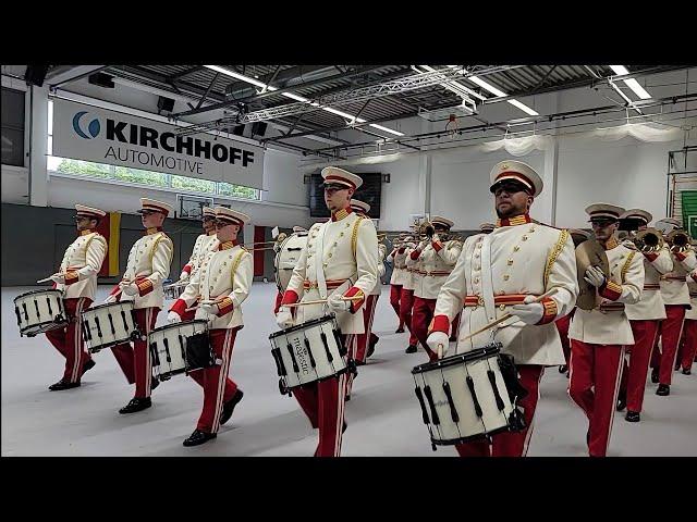 Iserlohn 52. Internationale Musikparade 2024 / Musikcorps der Freiwilligen Feuerwehr Großen-Linden 6