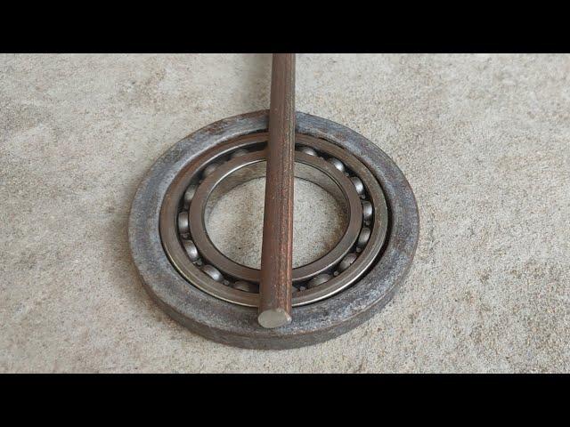 Simple And Easy Way To Metal Bar Bending / Awesome Tool For Round Bar Bending