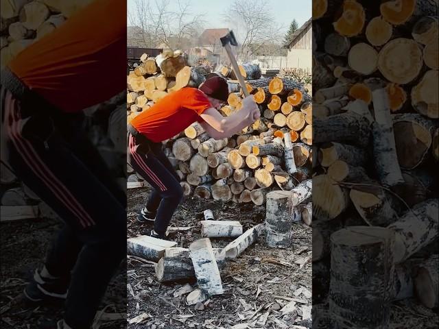 Fast and Powerful Firewood Chopping Techniques for Efficient Wood Splitting and Cutting