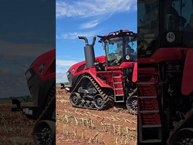 CASE IH Steiger 715 Quadtrac ripping 600 mm deep with a Stark ripper! 