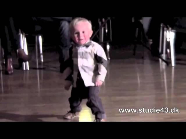 Amazing Video : Two Year Old Dancing to Jailhouse Rock : March 23, 2012