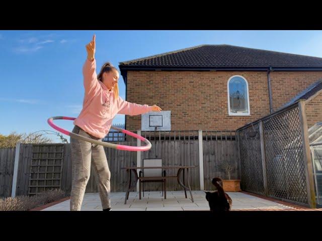 do weighted hula hoops actually work?! | Phoebe Stallan