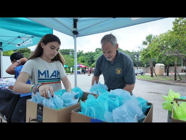 Miami VA Healthcare System team up to host drive-thru baby shower for over 70 Veteran moms