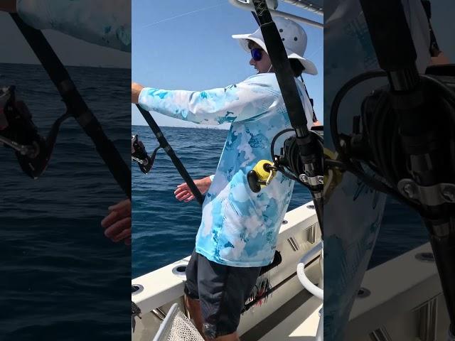 I brought a subscriber fishing and hooked him up to a GIANT #fishing #giant