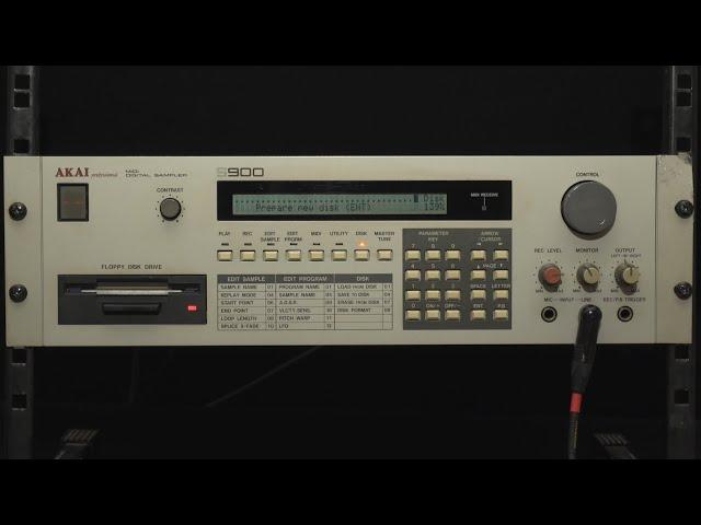 How to use the Akai S900 / S950 Sampler Complete Tutorial