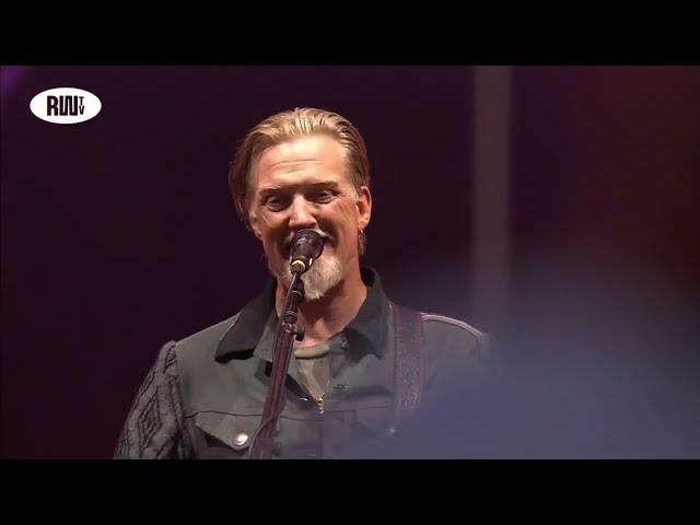 Queens Of The Stone Age feat. Spiderman - Make It Wit Chu (Live at Rock Werchter 2023)