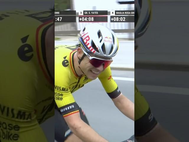 Wout gave 𝗘𝗩𝗘𝗥𝗬𝗧𝗛𝗜𝗡𝗚 for Yates  #shorts #cycling