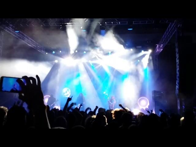 Arch Enemy - The Eagles Flies Alone (live in Sofia)