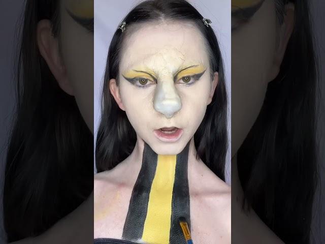 Hufflepuff Makeup #harrypotter #hufflepuff #makeuptrends #makeuptutorial #creativemakeup