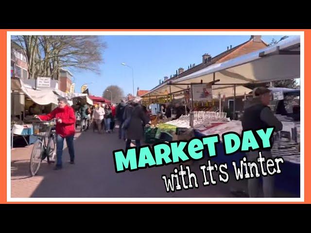 MARKET DAY IN HEEMSKERK THE NETHERLANDS