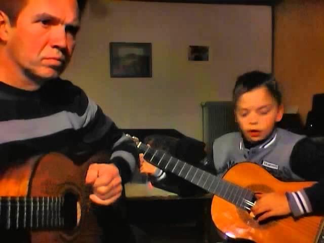 Daniel Krasnobaev avec guitare