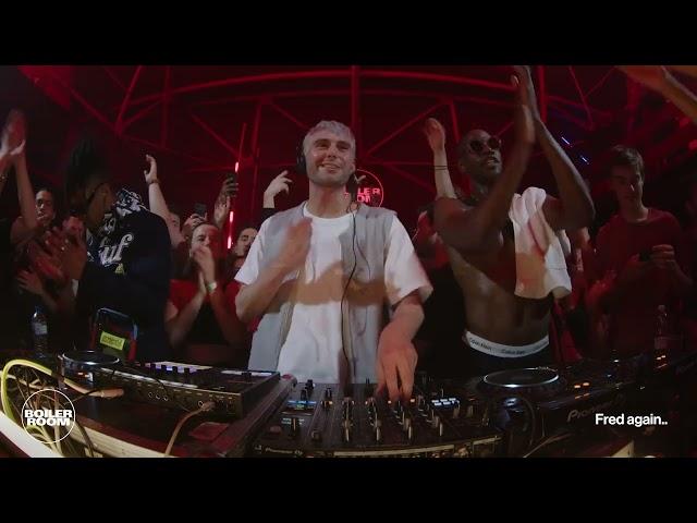 Fred again.. - Danielle (smile on my face) [Live from Boiler Room]