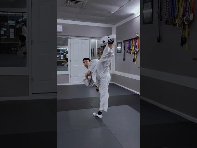 Combo of the Week #37 | #taekwondo #kicking #shorts