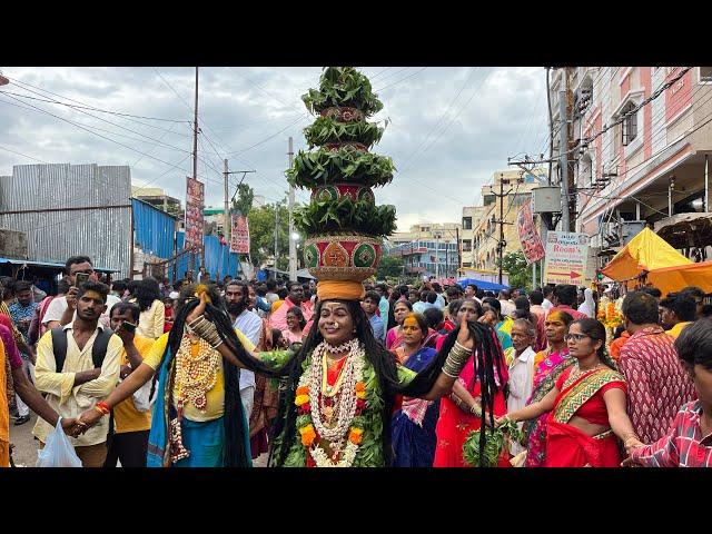 Pedda Amberpet naresh 5 Kundala bonam at balkampet yellamma bonalu 2022 | Telangana bonalu 2022