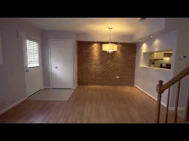 Townhouses For Sale in Centreville VA: 14325 Johnny Moore Ct