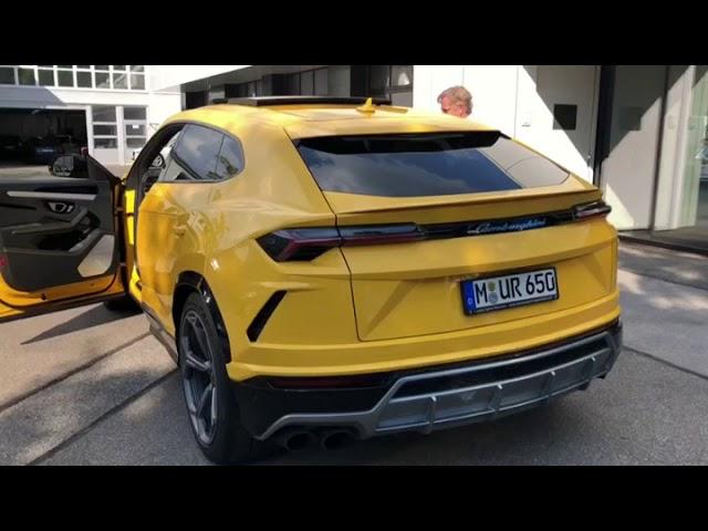 Lamborghini Urus start-up sound!