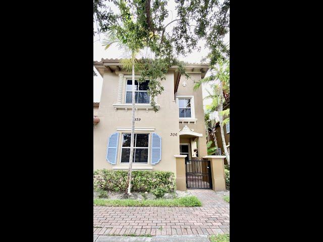 West Palm Beach Townhomes for Rent 3BR/2.5BA by West Palm Beach Property Management