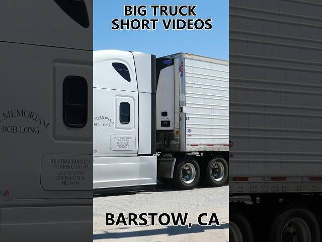 BIG TRUCK SHORT VIDEOS #00765 / FREIGHTLINER #automobile #semitrailer #trucking