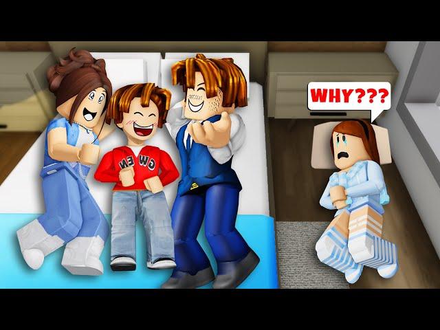 MEAN Sister Doesn't Love Her Brother  Brookhaven  RP | Gwen Roblox Español