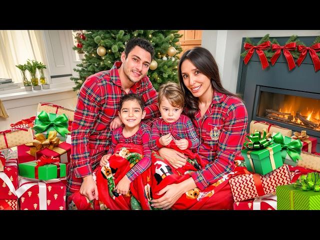 Opening PRESENTS On CHRISTMAS Morning!