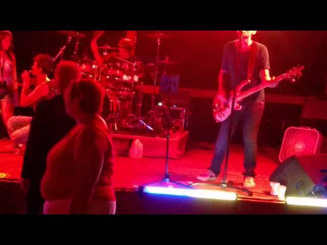 ALL ABOUT THAT BASS cover CHRISTIANA