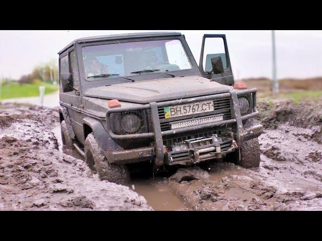 Mercedes G-Class vs NIVA [MUD OFF Road]