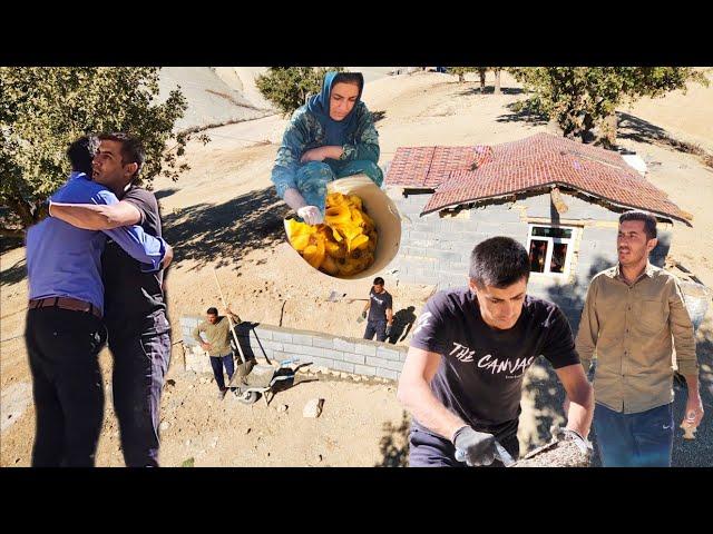 "Brother's Visit: Building the Courtyard Wall and Enjoying Halima's Saffron Chicken in Nomadic Life