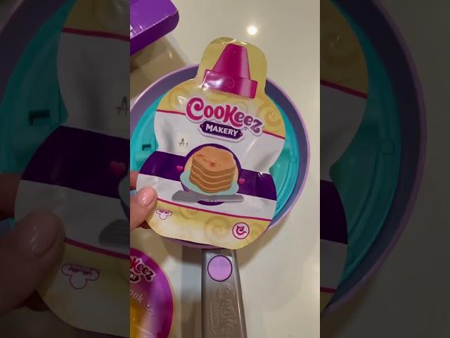 Let’s make pancakes  with Cookeez Makery