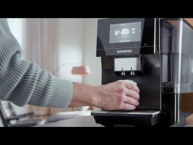 Introducing the Siemens fully automatic bean to cup coffee machine EQ700