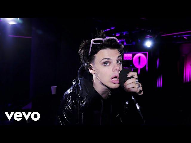 YUNGBLUD - Señorita, Back to Black, Goosebumps in the Live Lounge