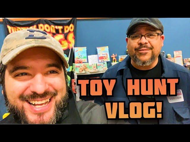 Toy Hunting at Retromania! (Collectibles Show Vlog)