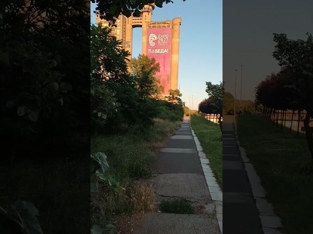 Walk to genex tower