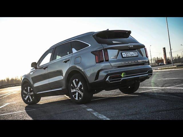 7 мест. 2,6 миллиона рублей. Kia Sorento