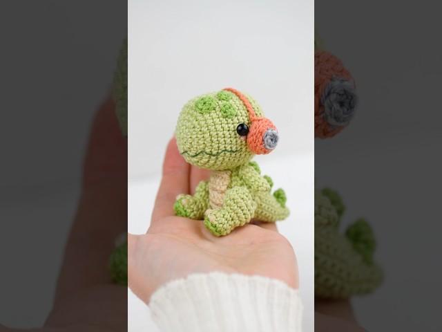 Meet Melody Dino, Friendy Sadie’s music-loving little pet! #amigurumi #crochet #art #diy #handmade