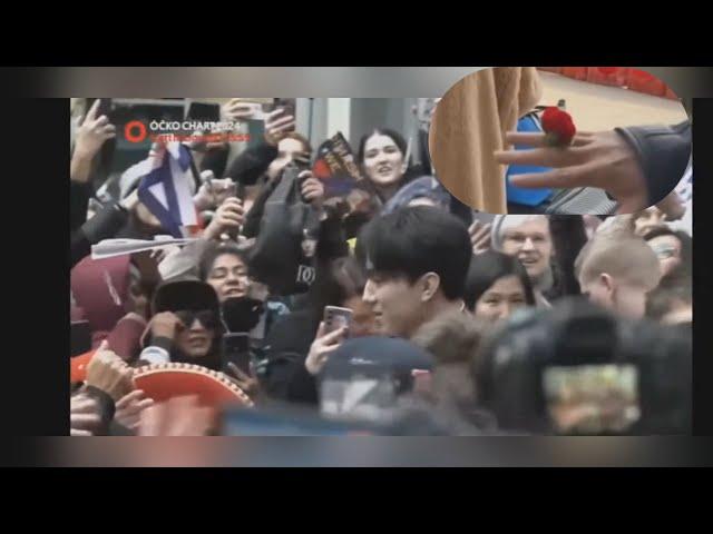 Димаш! Новогодняя феерия и обручальное кольцо! Маленький Си СИ Dimash! New Year's extravaganza