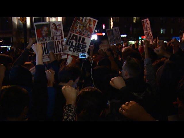 Chaos in Ferguson After Grand Jury's Decision Not to Indict Officer