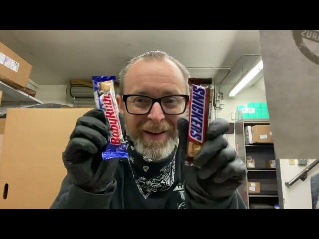 Snickers vs Baby Ruth! Same ingredients, different result #candyreviews #snackreviews #babyruth