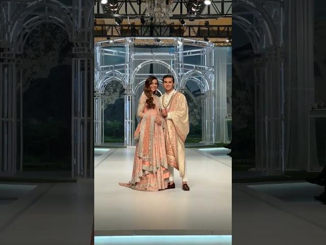 #SadafKanwal and #SherozSabazwari at Bridal Couture Week 2022 #Bcw #pakistaniactress #pakistani