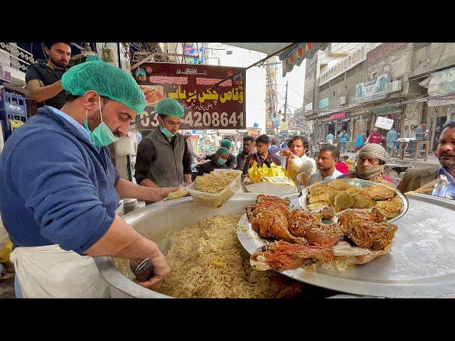 PAKISTANI FAMOUS Waqas Chicken Biryani - Hall Road Lahore | Waqas Biryani | Pakistan Street Food