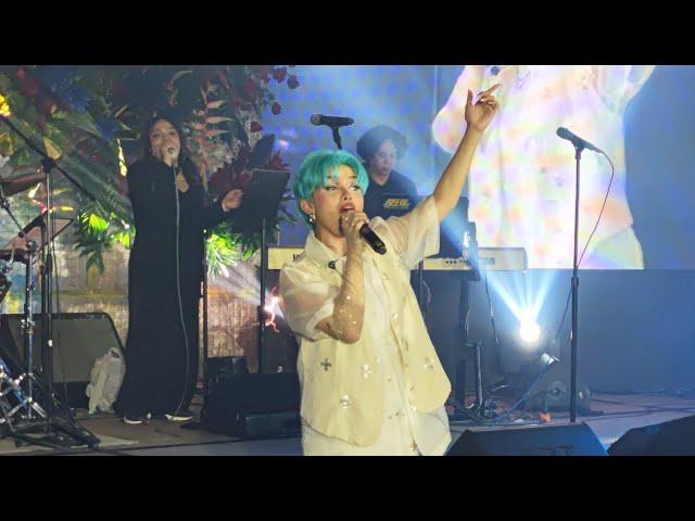 KZ Tandingan performs Eraserheads Medley with audience