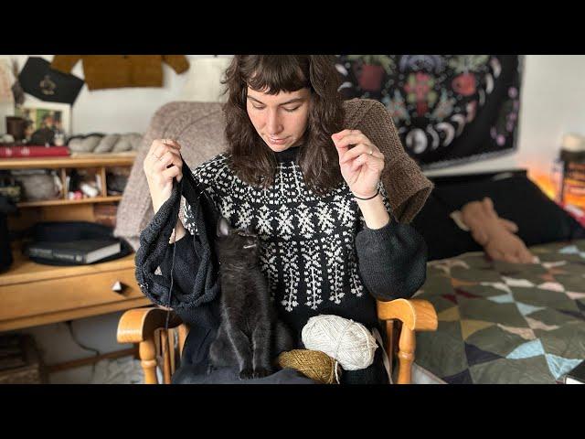 Stitch Cræft Podcast | Obsidian Sweater | Gypsum Skirt | Nordiska | Making in Black