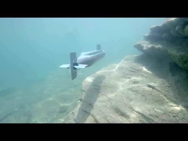 Robbe Seawolf sailing on the seabed of Sirmione (Italy)